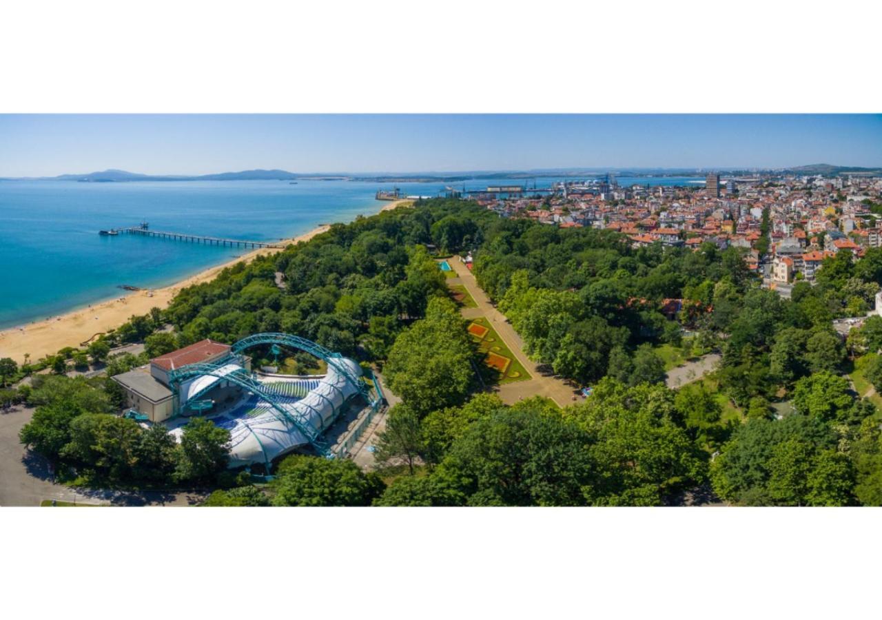 Luxury Apartment On The First Line To The Sea Burgaz Dış mekan fotoğraf